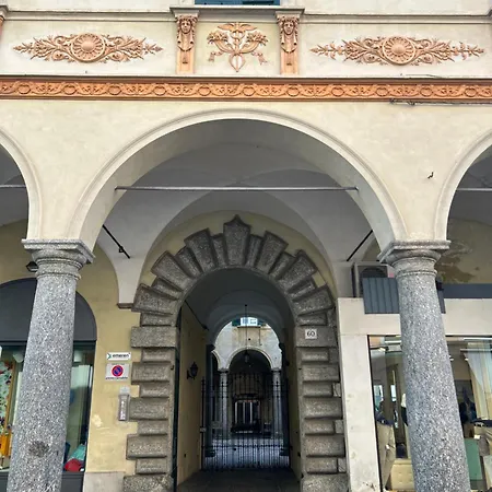 Porta Torre - By Relais Di Giada 아파트 코모