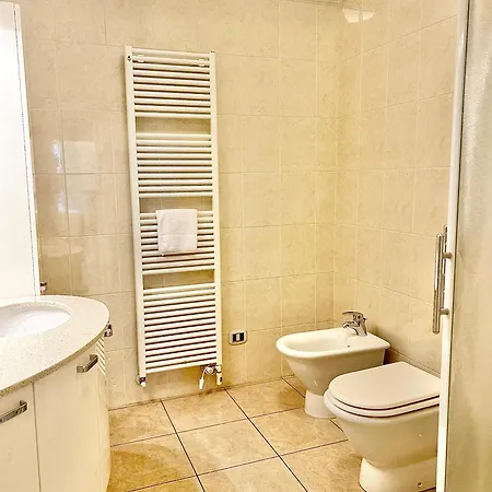 Porta Torre - By Relais Di Giada Appartement *