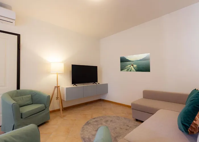 Porta Torre - By Relais Di Giada 아파트 코모